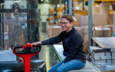 Mitarbeiter Versand m/w/d in Vollzeit